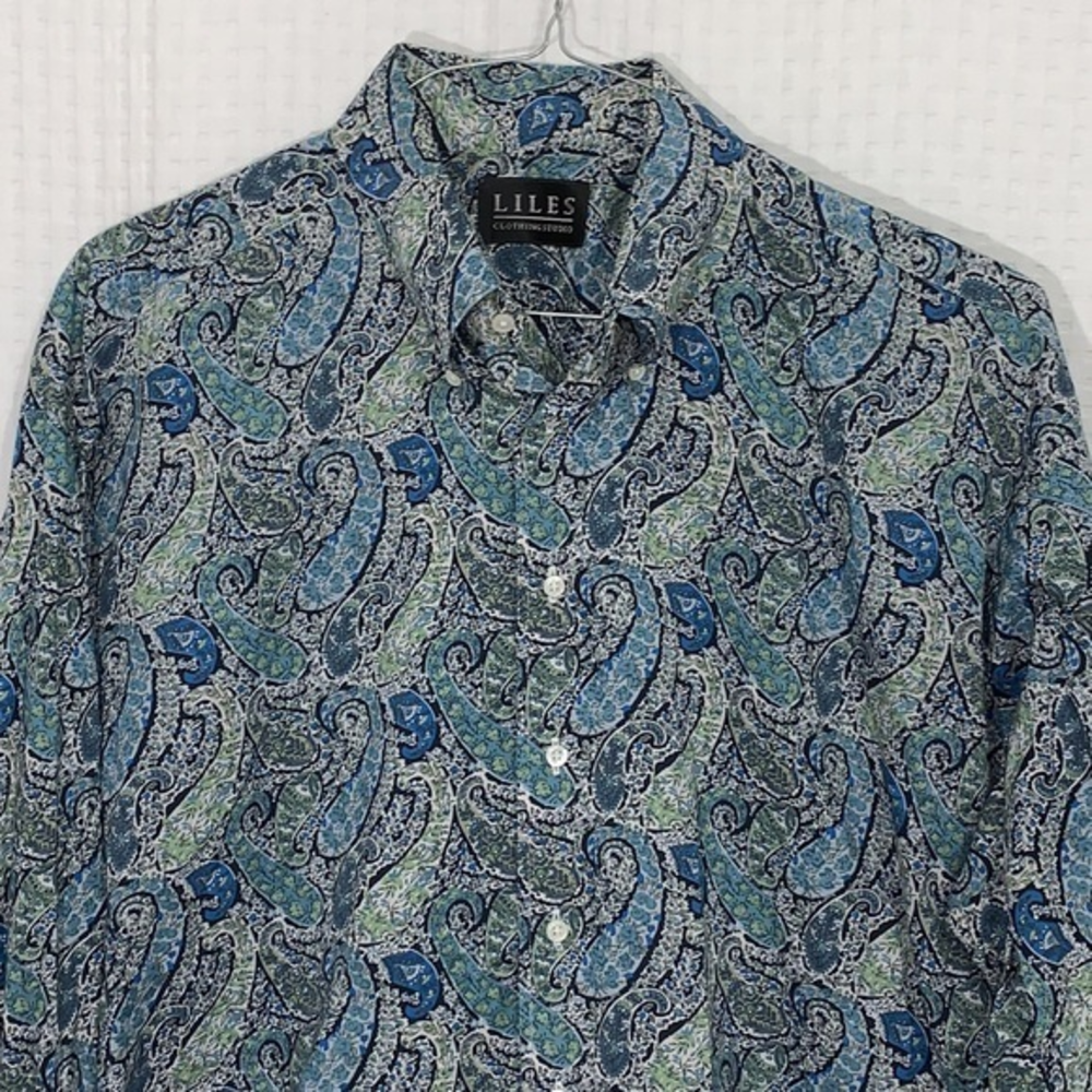 Liles Clothing Studio custom made blue & green paisley‎ cuff link shirt.  EUC